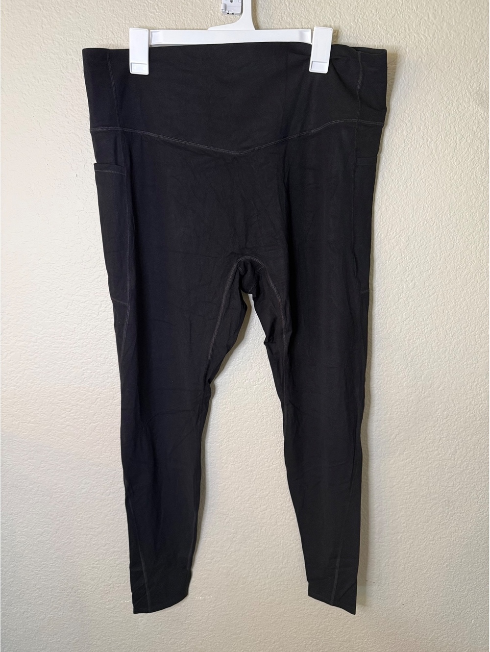 Halara 2X Full Length Tummy Control Side Pockets Black Leggings